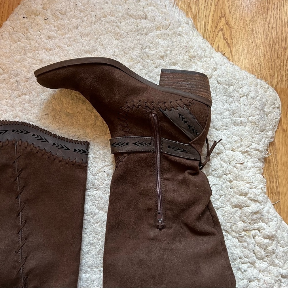 not rated: Sansa Faux Brown Suede 'Sansa Chelsea' Heeled Boots - Picture 6 of 13